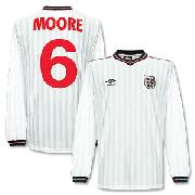 1986 England Home L/S Retro Shirt + No.6 Moore