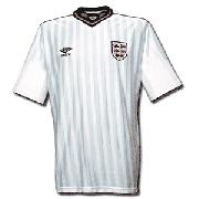 1986 England Retro Jersey + No.10 - White/Navy